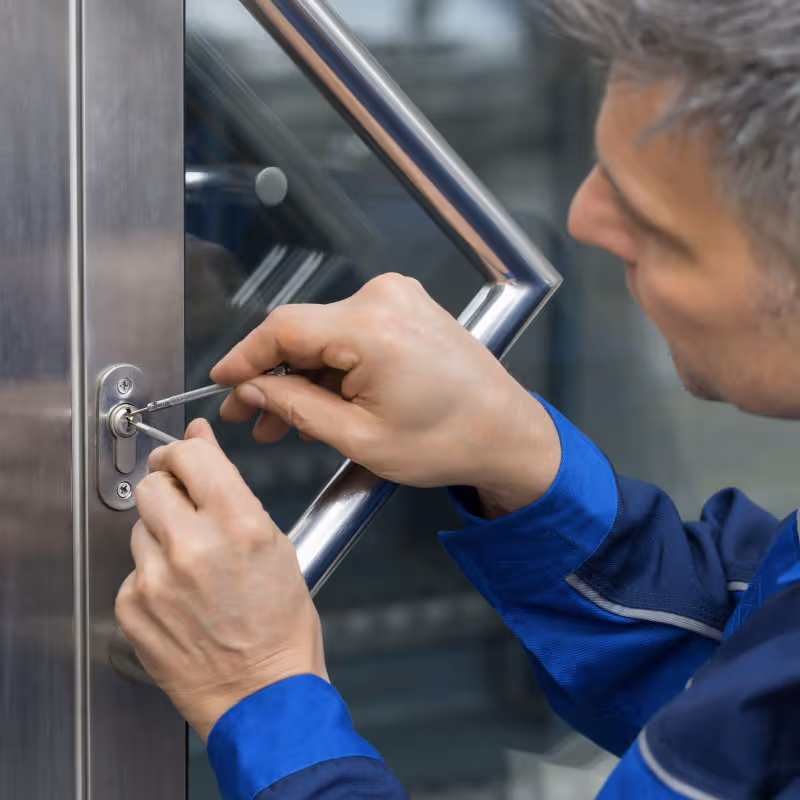 Yumurtalık Çilingir